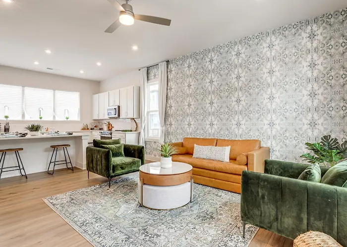 Townhome 1 Mi To Grant Park And Atlanta Beltline!